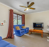 Bright Neat  Convenient House - Accommodation Main Beach