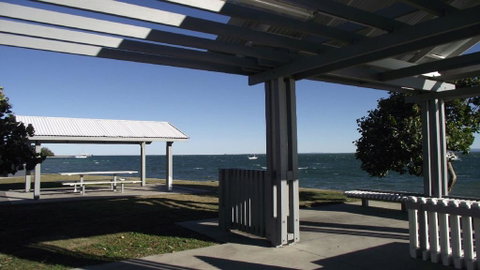Bring The Family, Dog And The Boat To Welsby Pde, Bongaree - Accommodation Main Beach 0