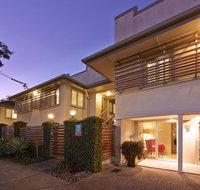 Brisbane Street Studios - Accommodation Main Beach