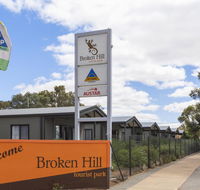 Broken Hill Tourist Park - Accommodation Main Beach