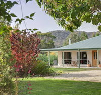 Brookfield Guest House - Accommodation Main Beach