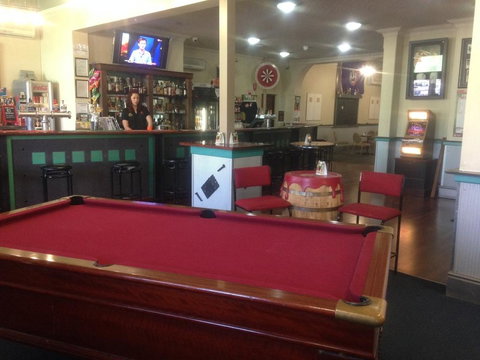 Budget Motel - Accommodation Main Beach 2