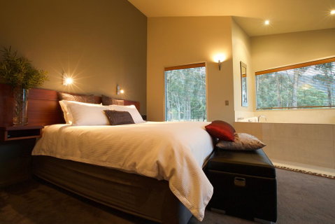 Bushland - Accommodation Main Beach 1