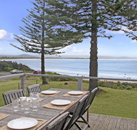 By the Sea - SPECIAL OFFER 3 FOR 2 - Accommodation Main Beach
