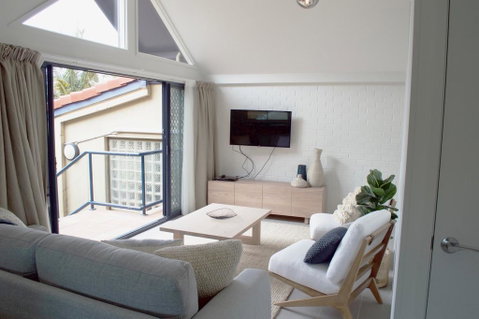 Byron Bay Beachfront Apartments - Accommodation Main Beach 1