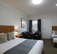 Cadman Motor Inn and Apartments - Accommodation Main Beach
