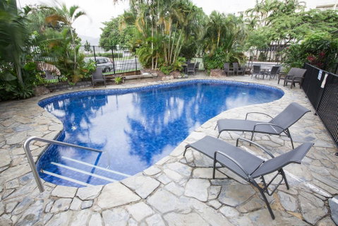 Cairns Plaza Hotel - Accommodation Main Beach 0