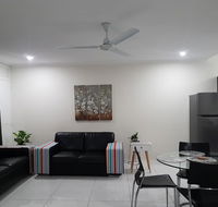 Cairns Prime Location Esplanade Self contained Apartment with Wifi - Accommodation Main Beach