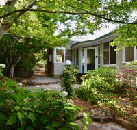 Calamandah House of Blackheath - Accommodation Main Beach