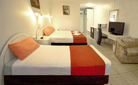Calico Court Motel - Accommodation Main Beach 1