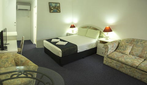 Calico Court Motel - Accommodation Main Beach 2