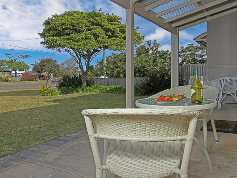 Callala Beach Cottage - Charm And Character - Accommodation Main Beach 0