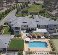 Canberra Luxury Estate - Accommodation Main Beach