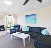 Capri Apartments - Accommodation Main Beach