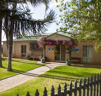 Capricorn Holiday Park - Accommodation Main Beach