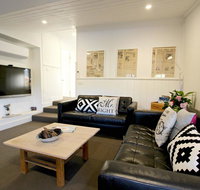 Cara - Accommodation Main Beach
