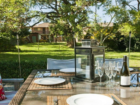 Casa Callala On King George - Well Appointed Home - Accommodation Main Beach 1