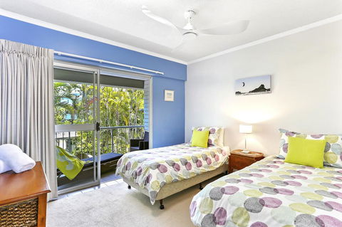 Cascades - Accommodation Main Beach 0