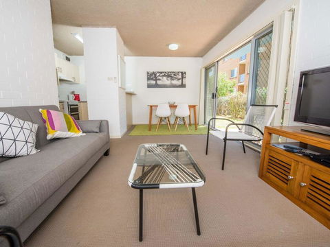 Castaway At Shoal Bay - Accommodation Main Beach 3