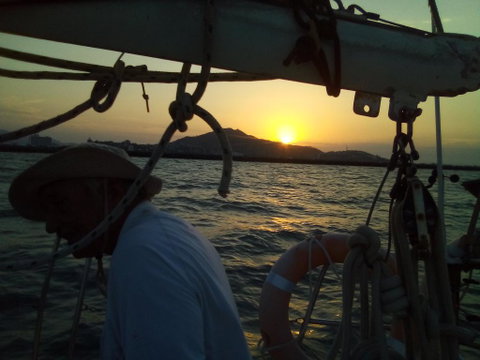Casual Fare Sailing Charters Townsville - Ocean Living - Cruise - Accommodation Main Beach 2