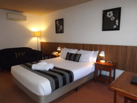 Central Court Motel Warrnambool - Accommodation Main Beach 0