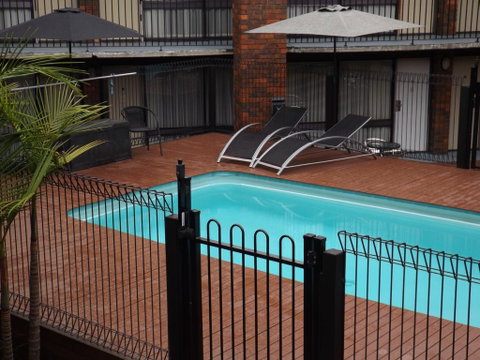 Central Court Motel Warrnambool - Accommodation Main Beach 2