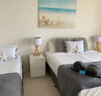 Central Ocean View Studio 27a - Accommodation Main Beach
