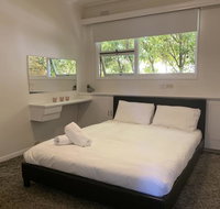 Centre of Town - Accommodation Main Beach