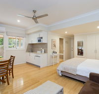 Chapel Woods Bed and Breakfast - Accommodation Main Beach