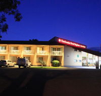 Charbonnier Motor Inn - Accommodation Main Beach