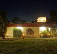 Charlton Motel - Accommodation Main Beach