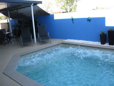 Charm City Motel - Accommodation Main Beach 1
