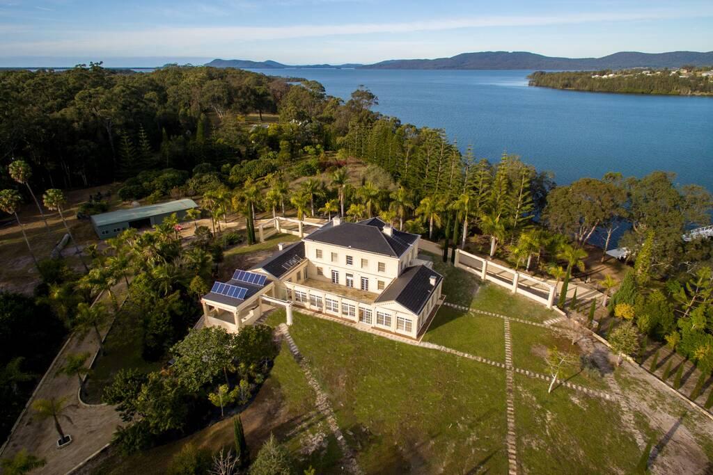 Wallis Lake NSW Accommodation Main Beach