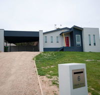 Chevallier - Accommodation Main Beach