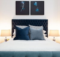 Chic and Characterful Studio Apartment - Accommodation Main Beach