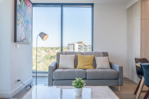 Chloe Serviced Apartment 2 Bedroom Deluxe - Accommodation Main Beach 1