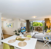 City Stadium Apartment on the riverfront - Accommodation Main Beach