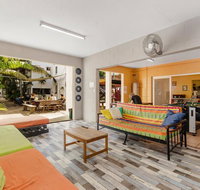 Civic Guesthouse - Accommodation Main Beach