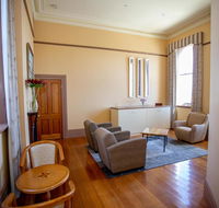 Clocktower Suites - Accommodation Main Beach