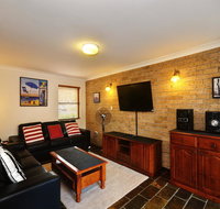 Close To The Main Surf Beach - Accommodation Main Beach