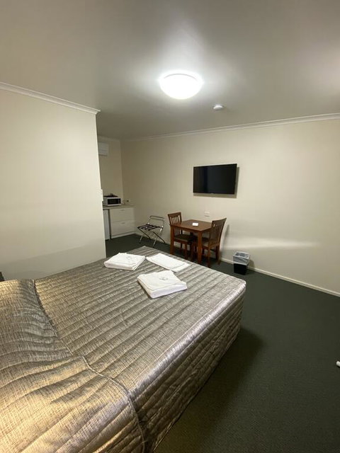 Club Hotel Motel Roma - Accommodation Main Beach 1
