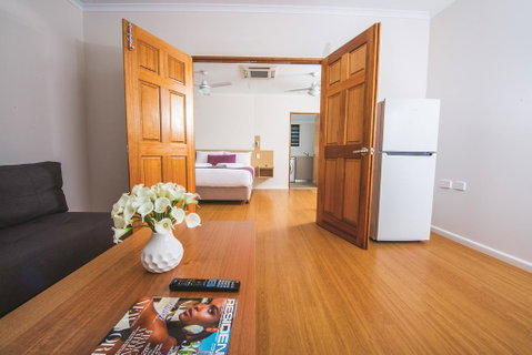 Club Tropical Resort Darwin - Accommodation Main Beach 2