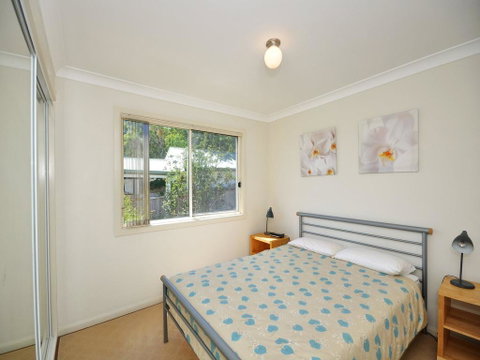 Coastal Cottage - Accommodation Main Beach 1