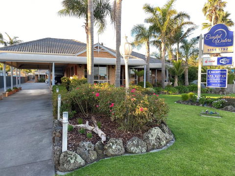 Coastal Waters Motor Inn - Accommodation Main Beach 2