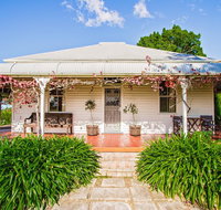 Cockfighters Ghost Vineyard Accommodation - Accommodation Main Beach