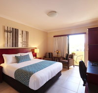 Coffee House Apartment Motel - Accommodation Main Beach