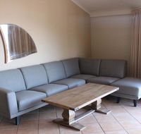 Colonial Court Beachfront Motel  Holiday Stay - Accommodation Main Beach