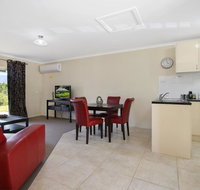 Colonial Inn Guest Rooms - Accommodation Main Beach