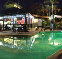 Colonial Village Cabins Camping  Tours - Hervey Bay YHA - Accommodation Main Beach