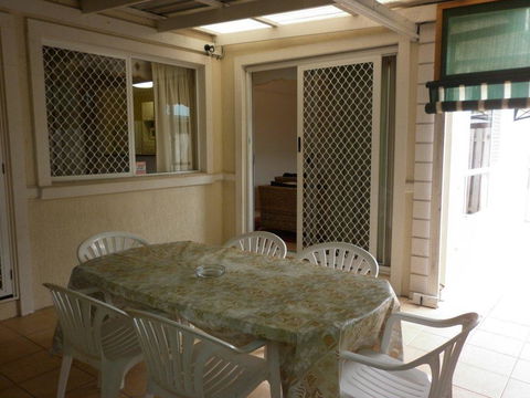 Comfort Hotel Pacific Cleveland - Accommodation Main Beach 3